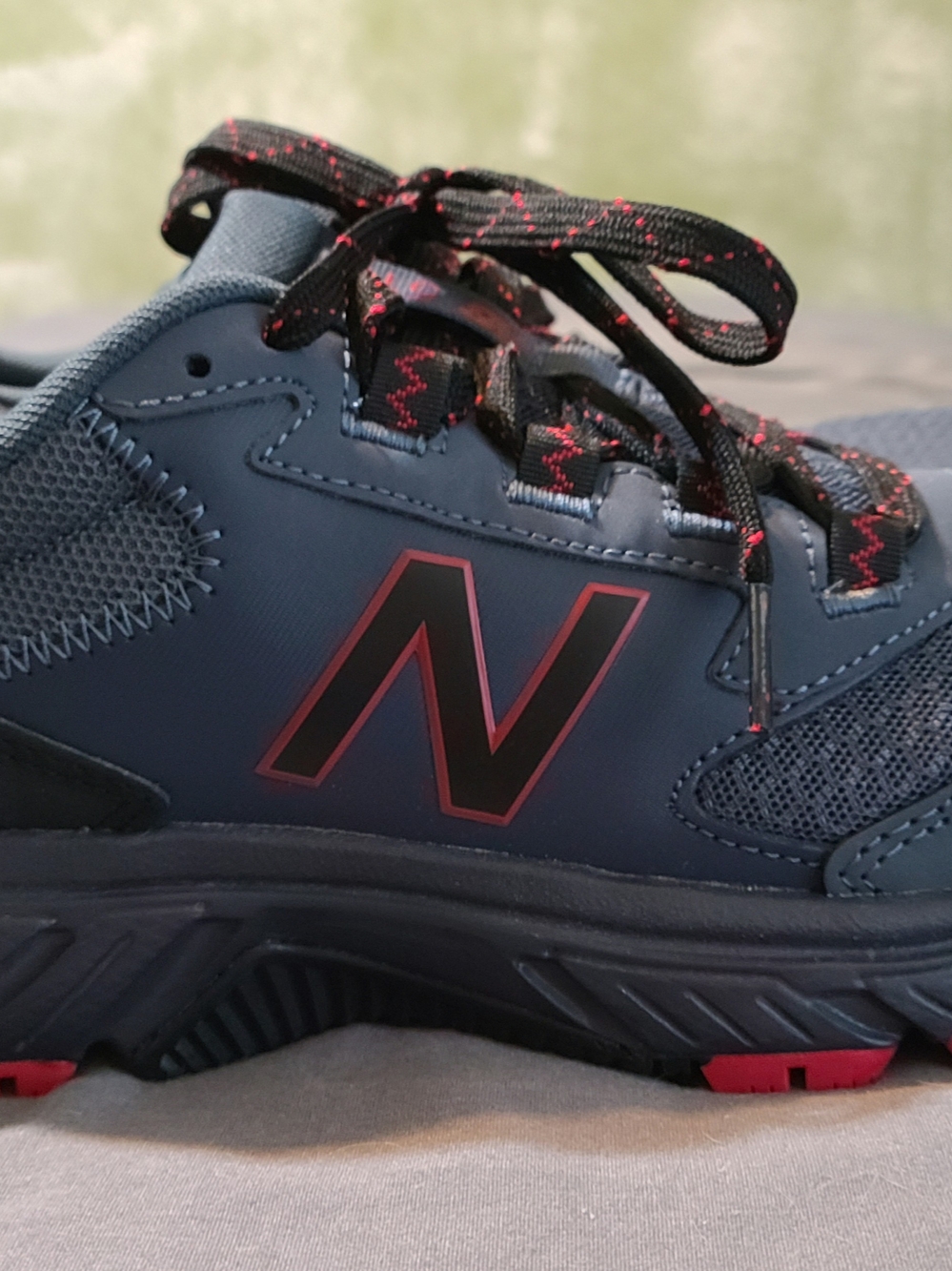 New Balance Men's Navy & Red Athletic Sneakers All Terrain